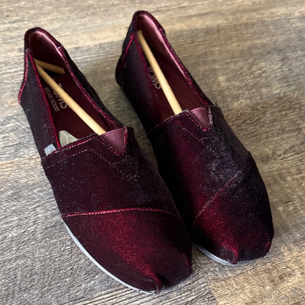 Toms Women's Deep Red Velvet Flats